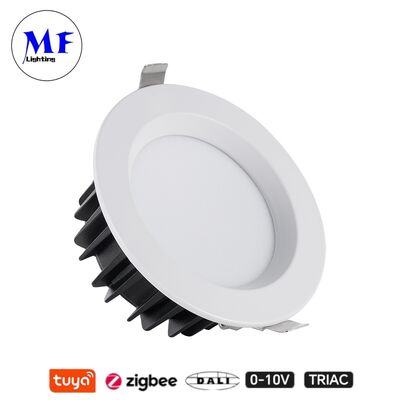 15W 100lm/W LED 스팟 다운 라이트 CCT 조절 가능한 CRI90 트리아크 /0-10V/달리-2/투야 지그비 디메이블 빔 각도 60° 상업 및 주거용 장소용 반 반등 SMD